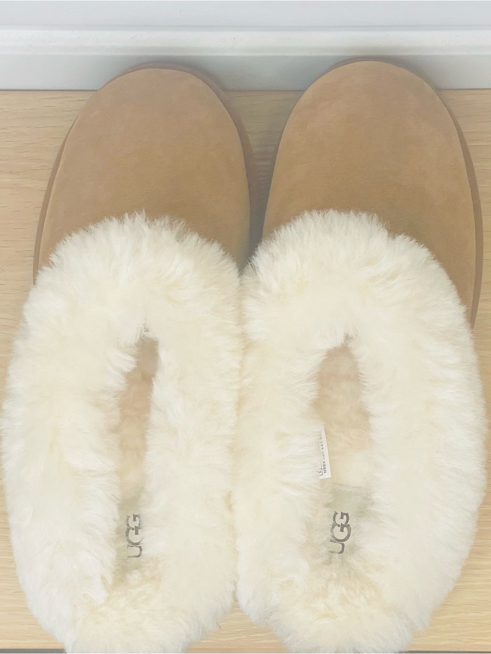 NWOT UGG Chestnut Suede Slippers with Cream Shearling Trim